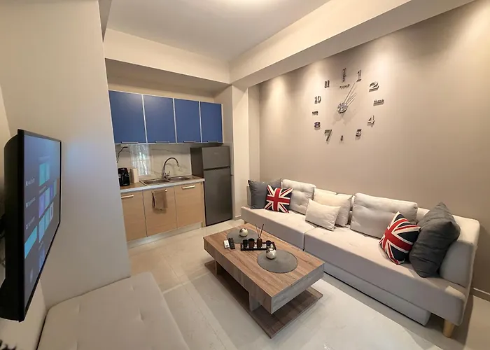 Aggelos 1 Pensión *